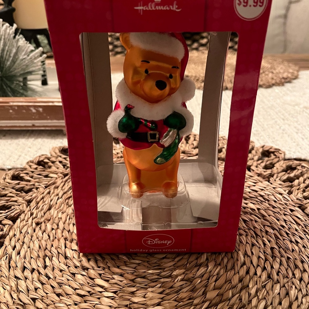 NWT Hallmark Winnie the Pooh Ornament